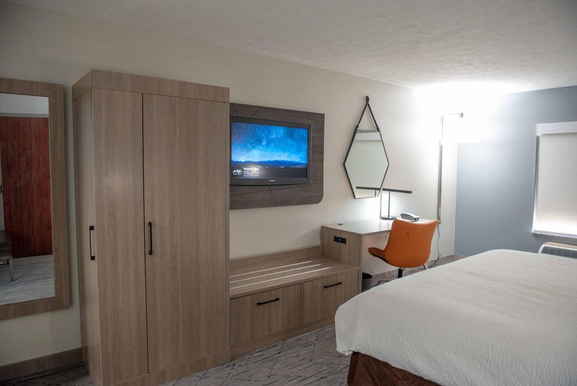 Keene Elm City Hotel, Ascend Hotel Collection Ngoại thất bức ảnh
