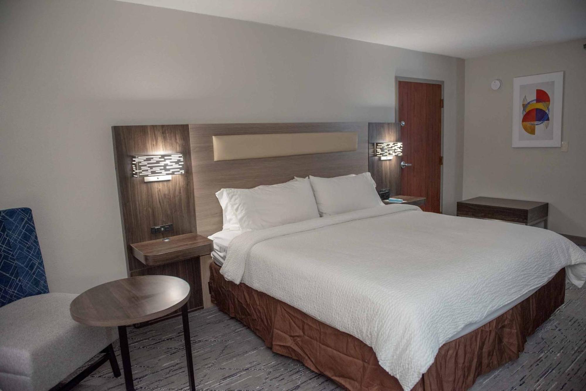 Keene Elm City Hotel, Ascend Hotel Collection Ngoại thất bức ảnh