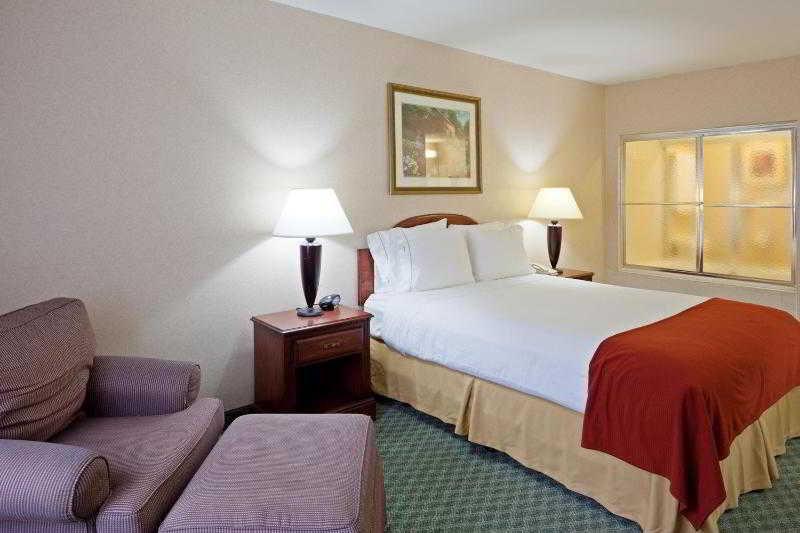 Keene Elm City Hotel, Ascend Hotel Collection Phòng bức ảnh